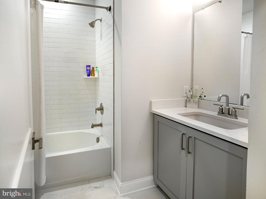 361 HORSESHOE TRAIL