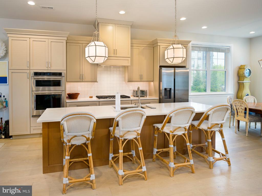 361 HORSESHOE TRAIL
