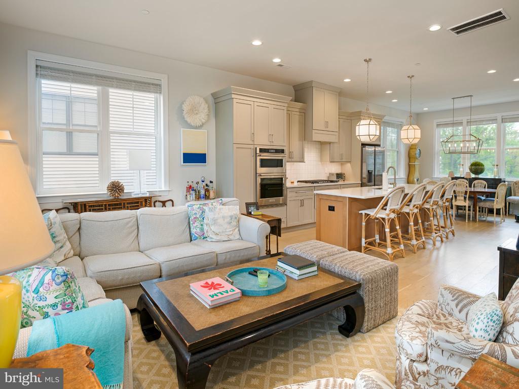 361 HORSESHOE TRAIL