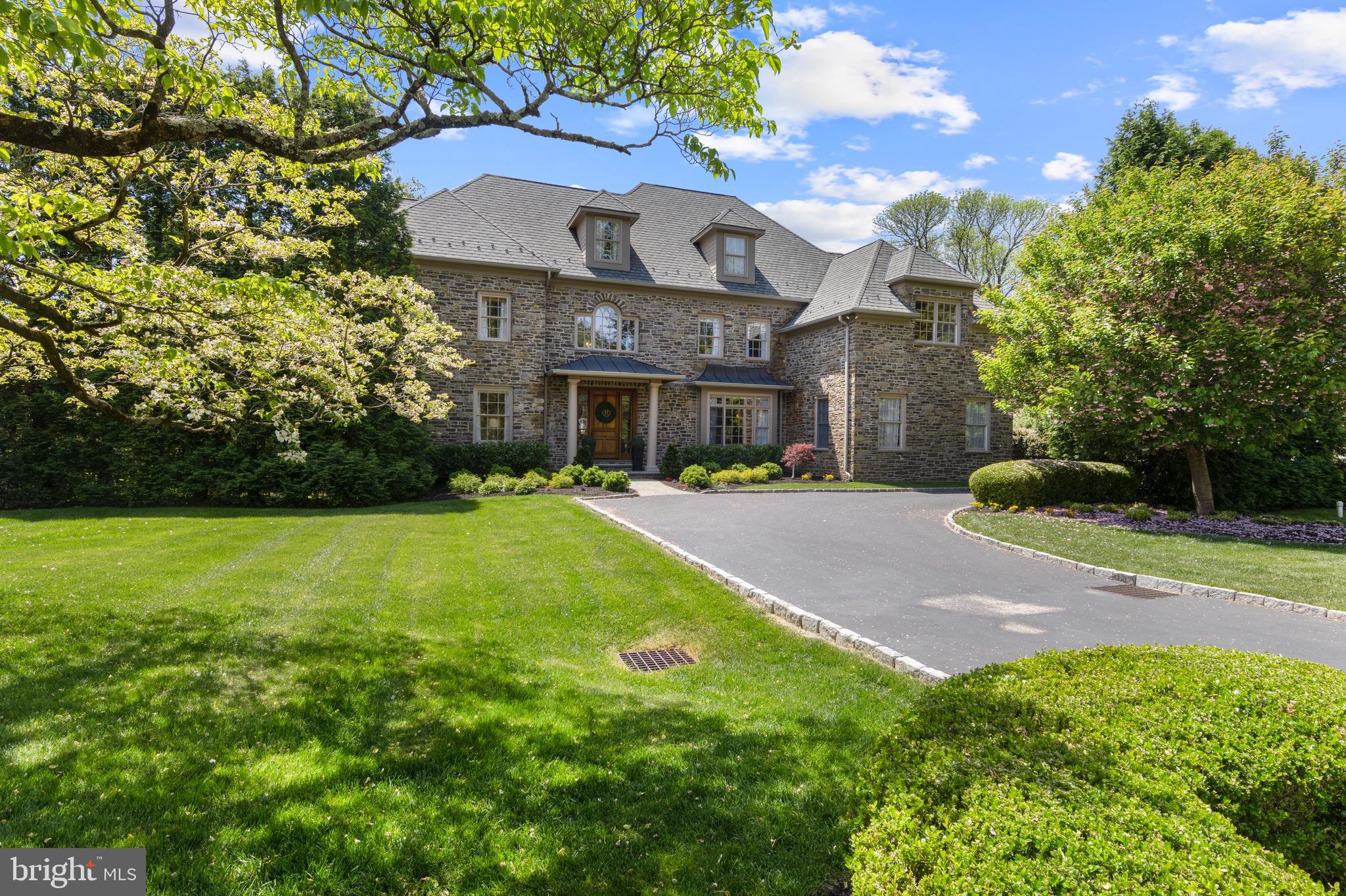828 GATEMORE ROAD