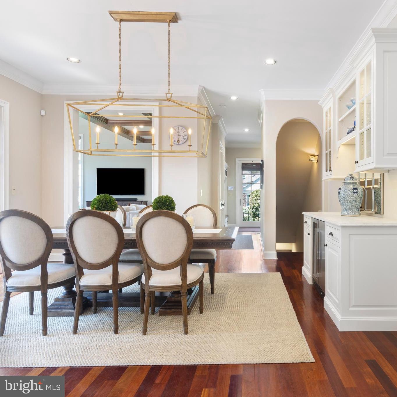 828 GATEMORE ROAD