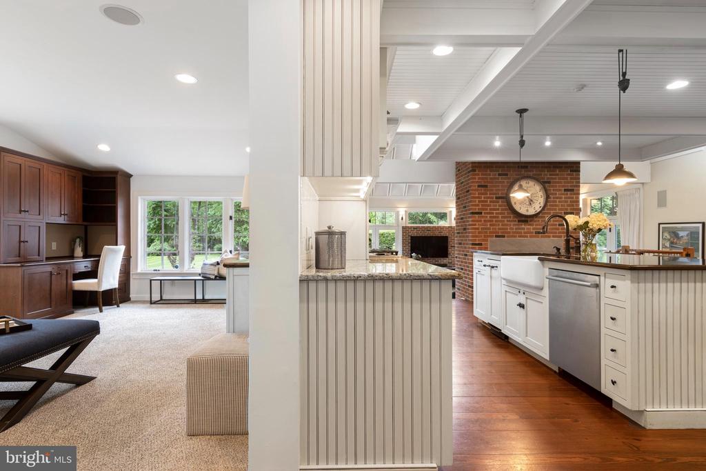 1515 SPRING MILL LANE