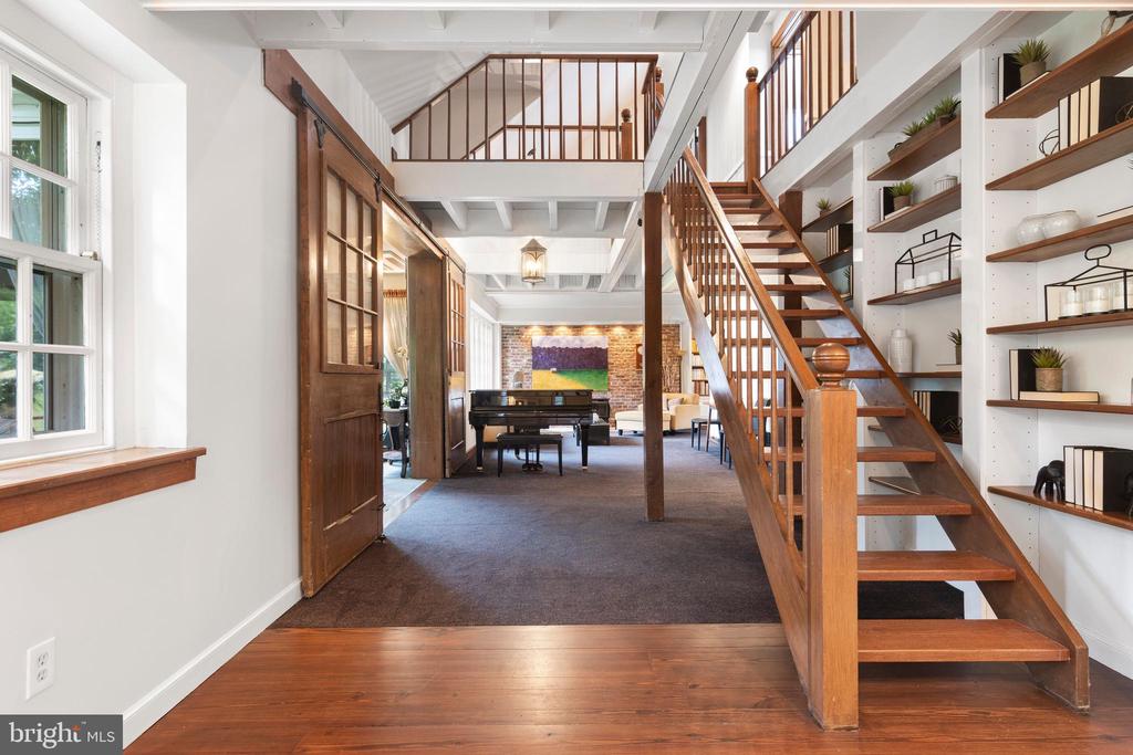1515 SPRING MILL LANE