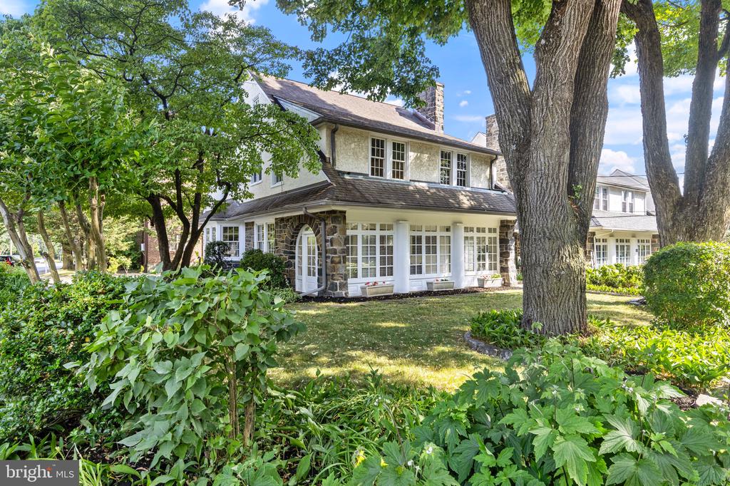 61 HAVERFORD STATION ROAD