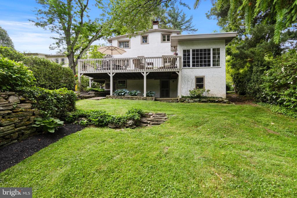 409 FISHERS ROAD