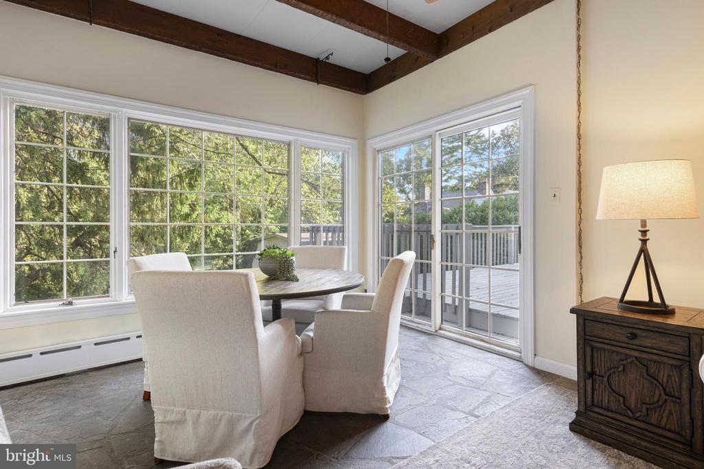 409 FISHERS ROAD