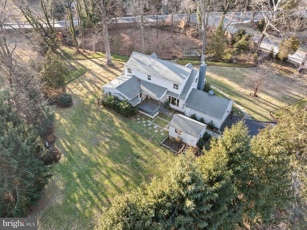 503 SPRUCE LANE N
