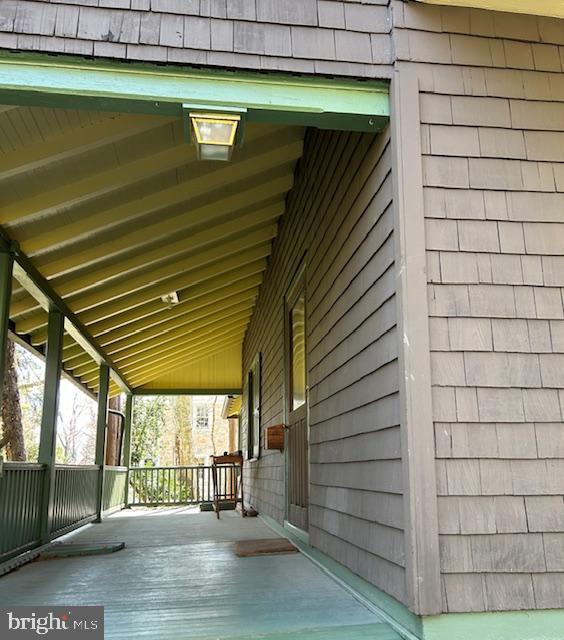 548 W MONTGOMERY AVENUE