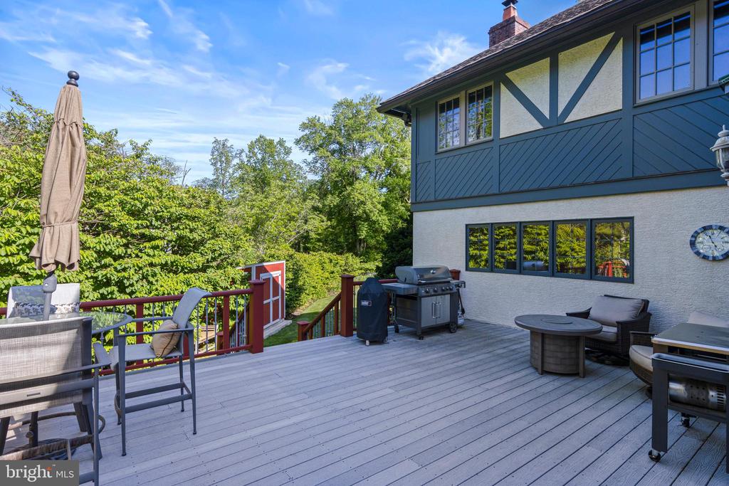 321 AIRDALE ROAD