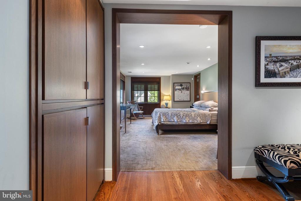 321 AIRDALE ROAD