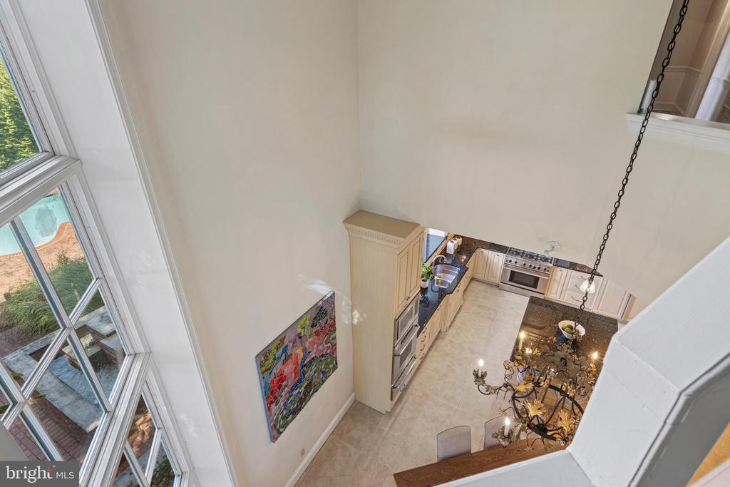 717 N SPRING MILL ROAD