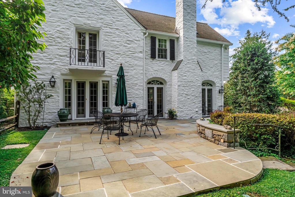 1324 YOUNGS FORD ROAD