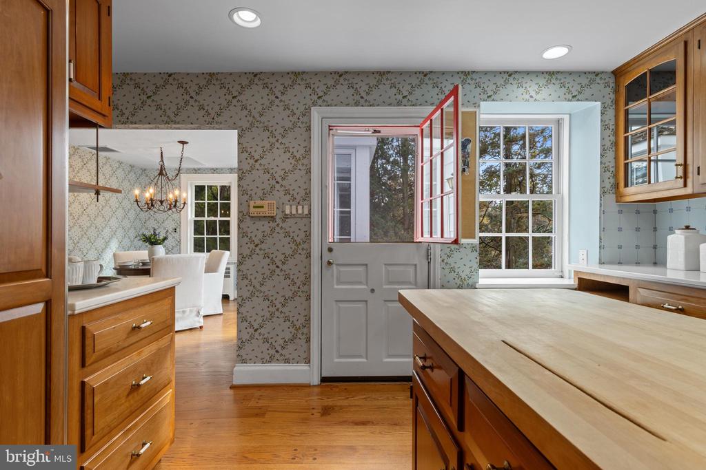 1324 YOUNGS FORD ROAD