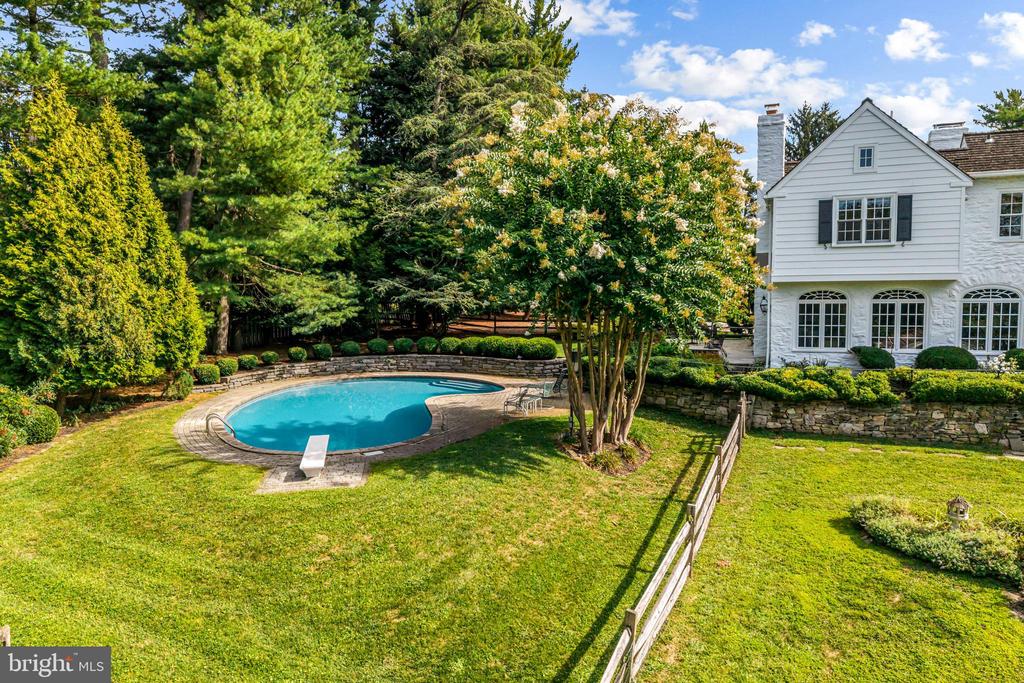 1324 YOUNGS FORD ROAD