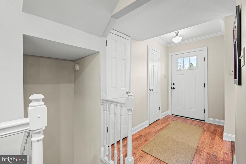 906 BISMARK WAY