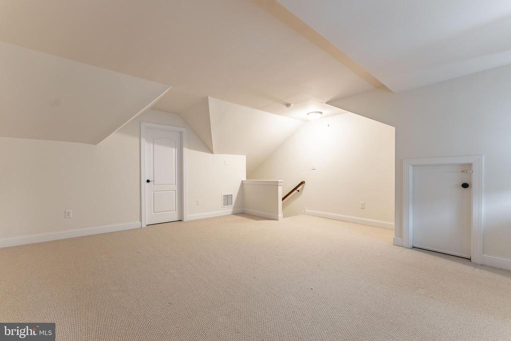 510 OLD LANCASTER ROAD