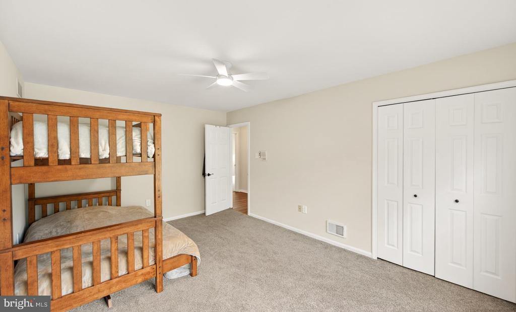 53 GREEN BRIAR DRIVE
