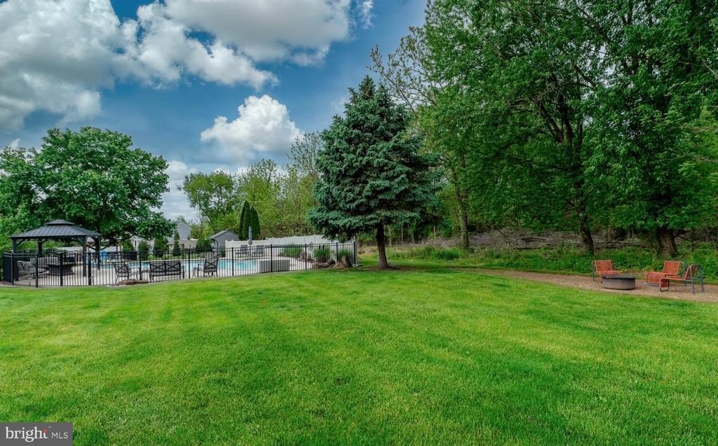 53 GREEN BRIAR DRIVE