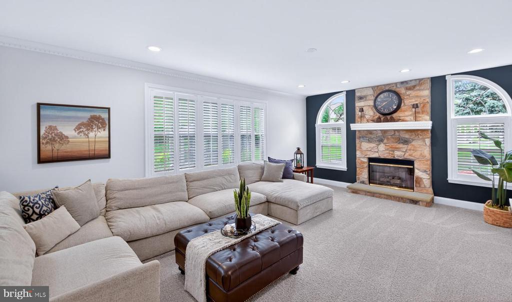 53 GREEN BRIAR DRIVE