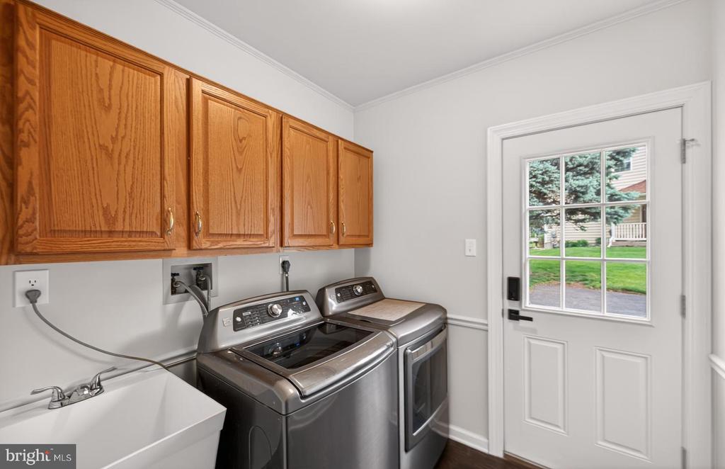 53 GREEN BRIAR DRIVE