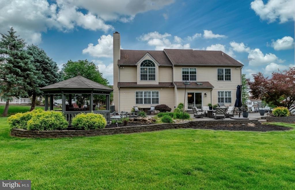 53 GREEN BRIAR DRIVE