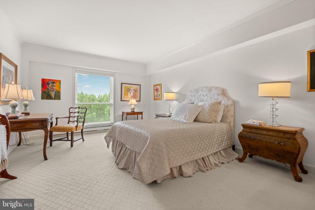 100 GRAYS LANE Unit: 506