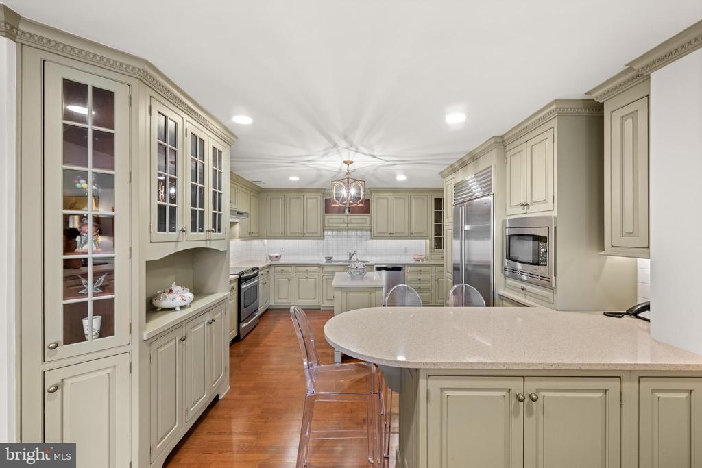 100 GRAYS LANE Unit: 506