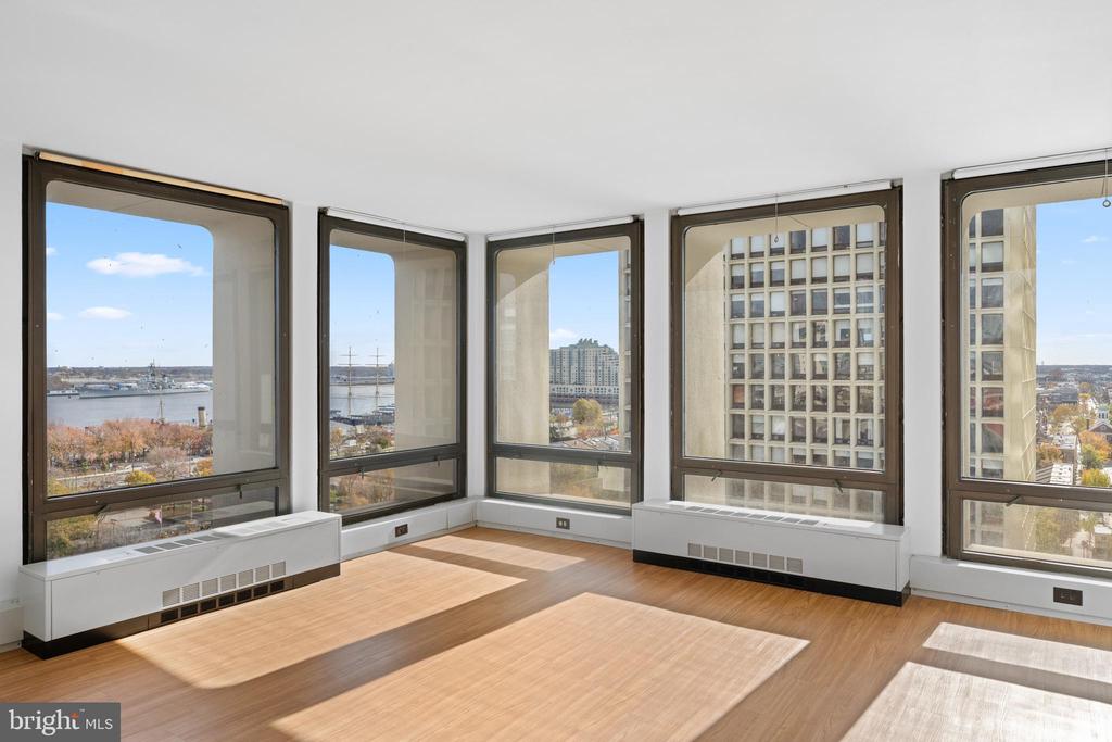 200 LOCUST STREET 10GN