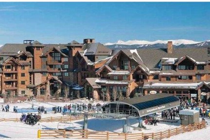 1979 Ski Hill Road Unit: 1515AB