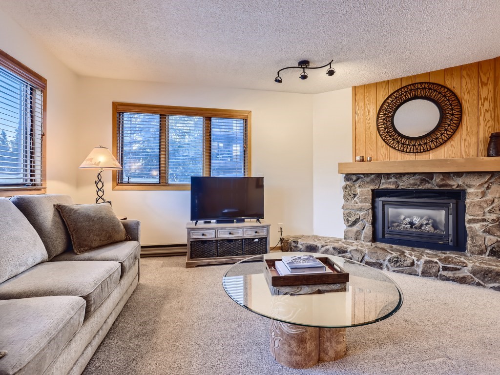 290 Broken Lance Drive Unit: B-101