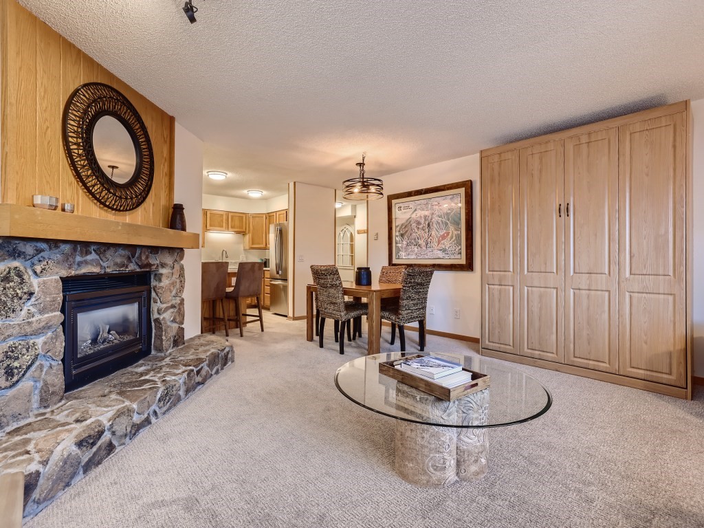 290 Broken Lance Drive Unit: B-101