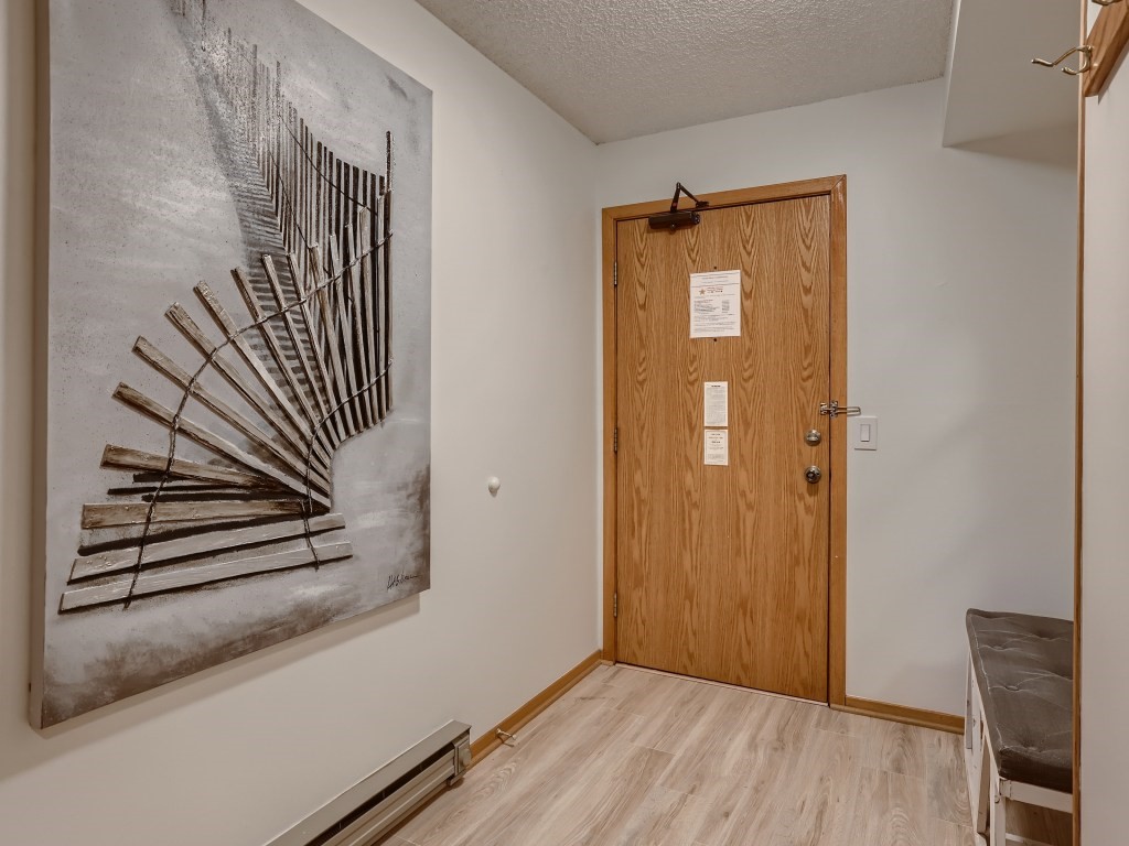 290 Broken Lance Drive Unit: B-101