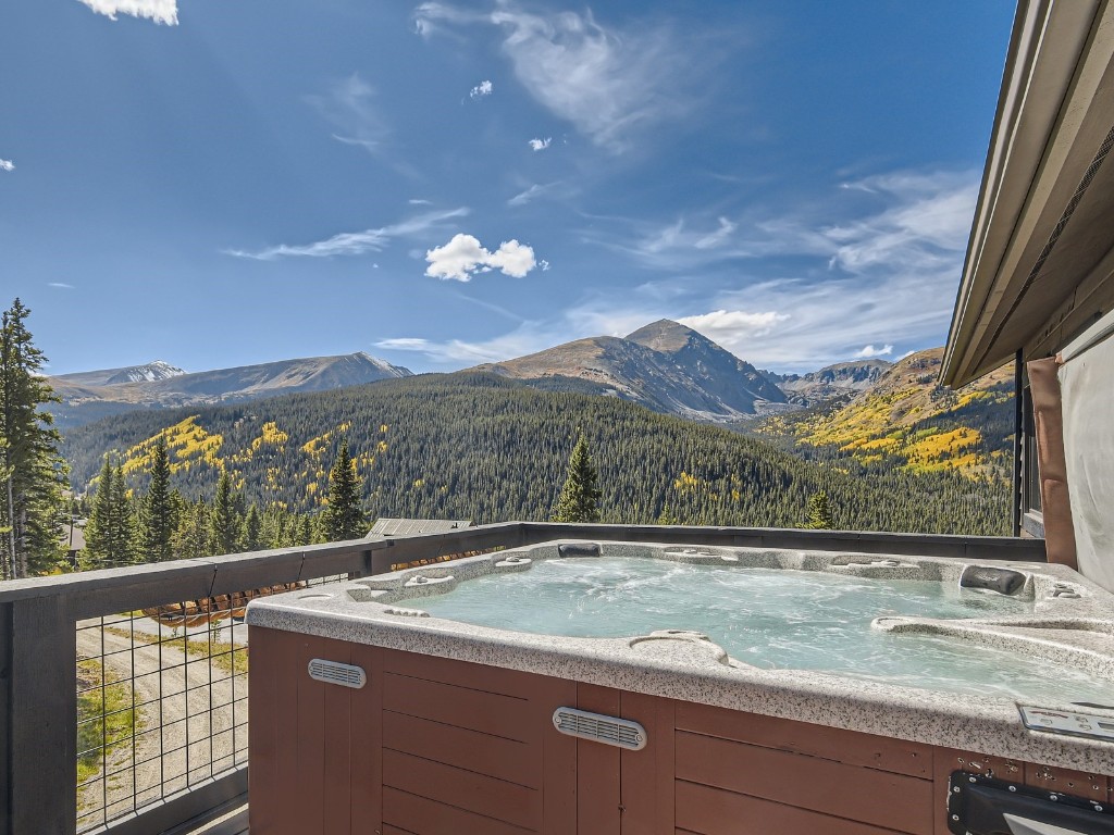 248 Rocky Mountain Way