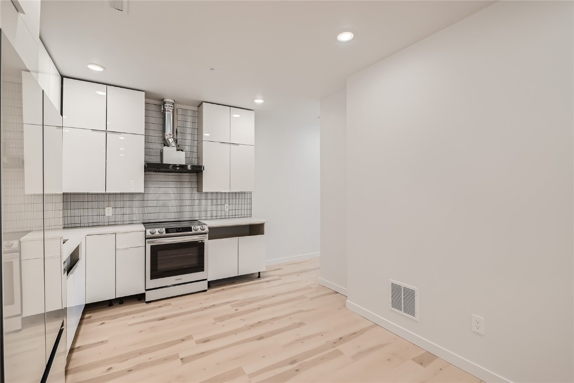 701 E ANEMONE TRL Unit: 201 - B