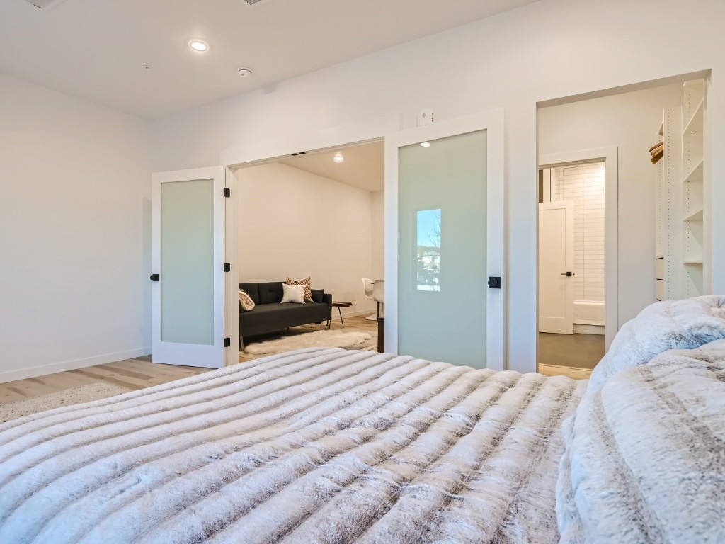 701 E ANEMONE TRL Unit: 201 - B