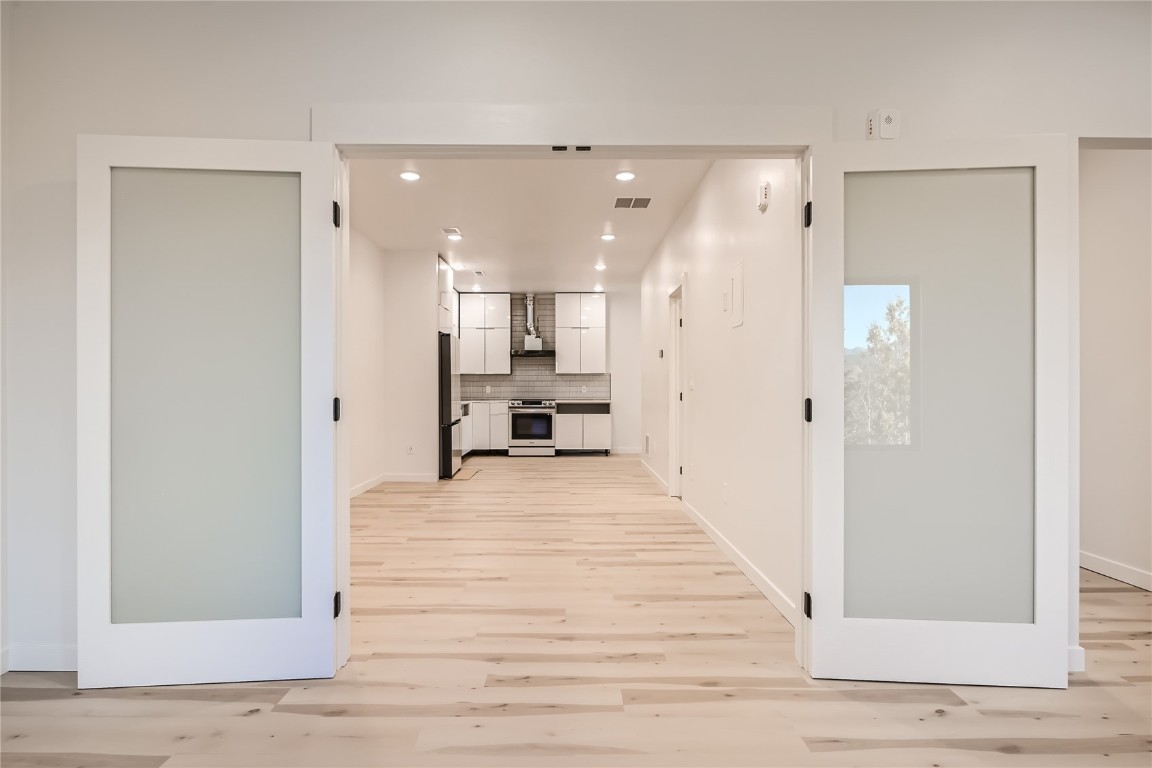 701 E ANEMONE TRL Unit: 201 - B