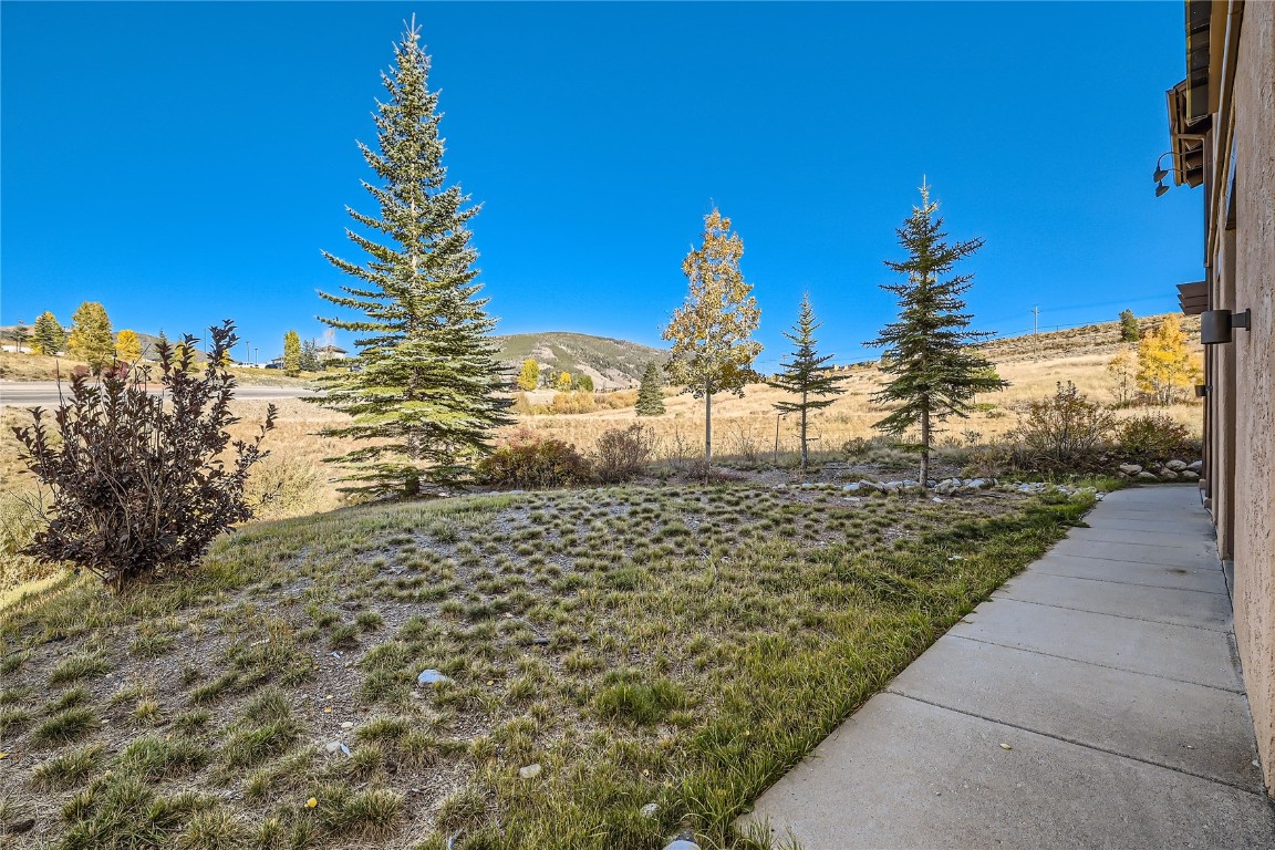 701 E ANEMONE TRL Unit: 201 - B