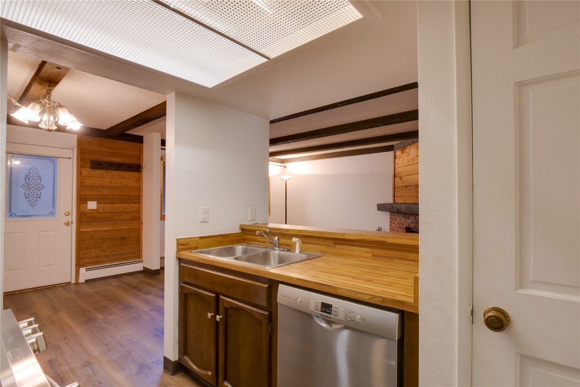 311 S High Street Unit: 111