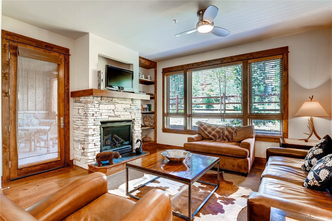 42 Snowfalke Drive Unit: 512