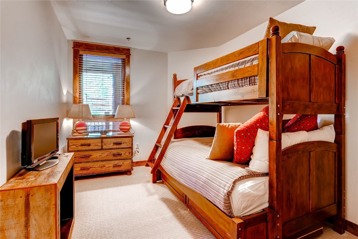 42 Snowfalke Drive Unit: 512