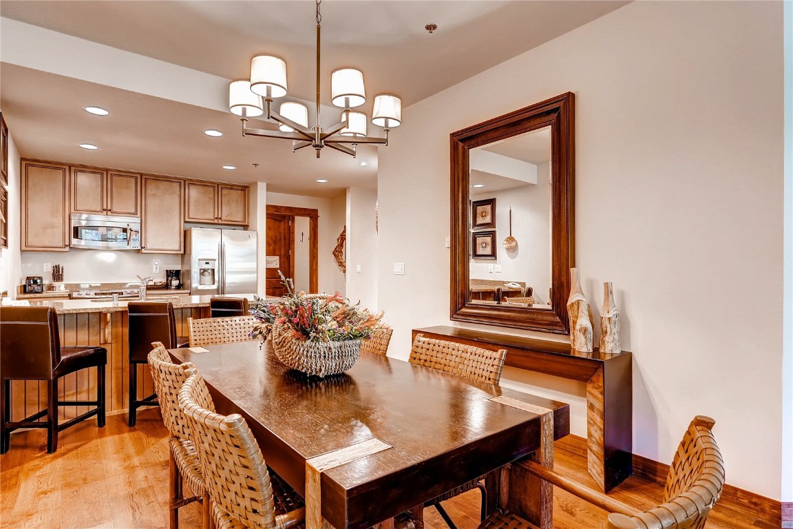 42 Snowfalke Drive Unit: 512