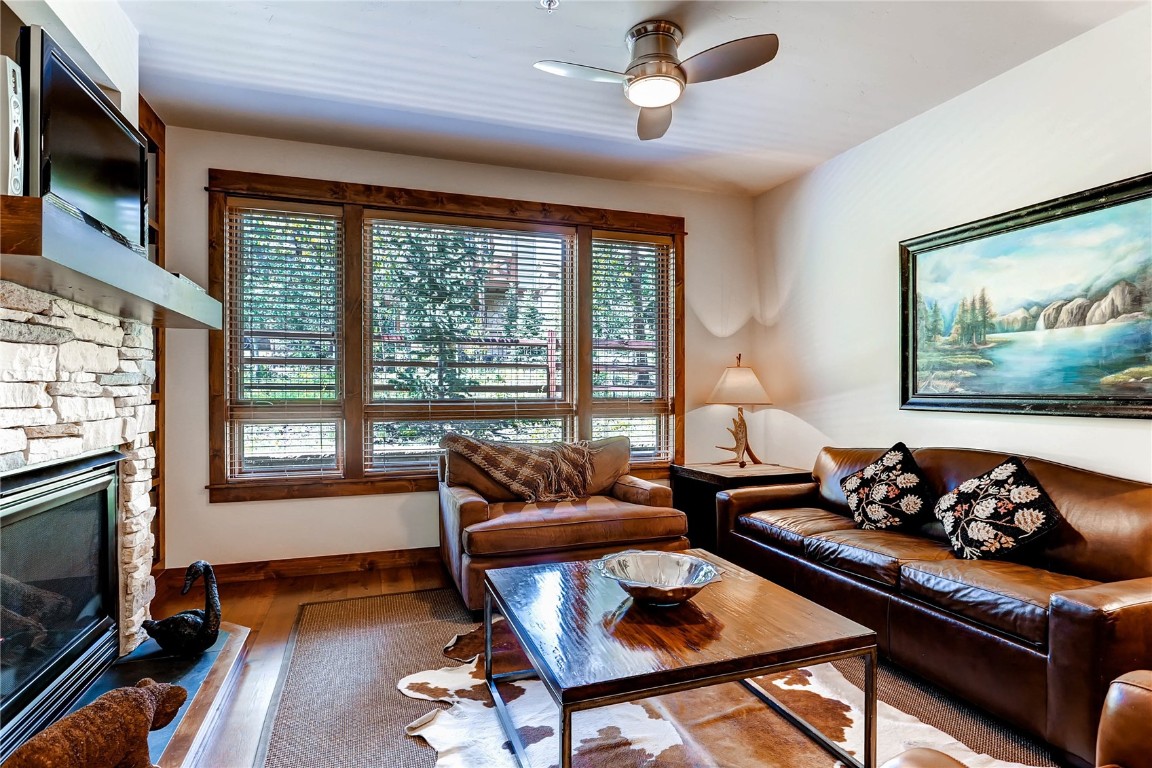 42 Snowfalke Drive Unit: 512