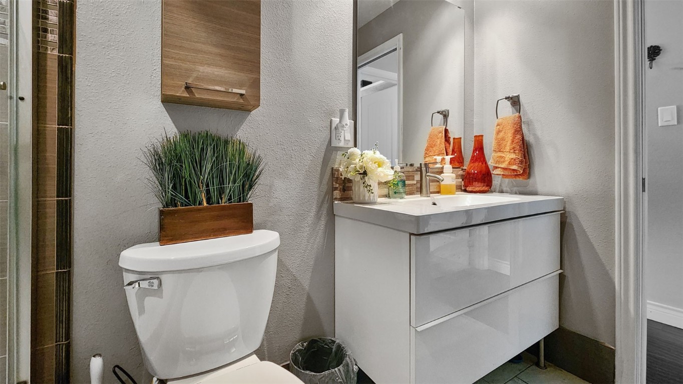 1253 Straight Creek Drive Unit: 201