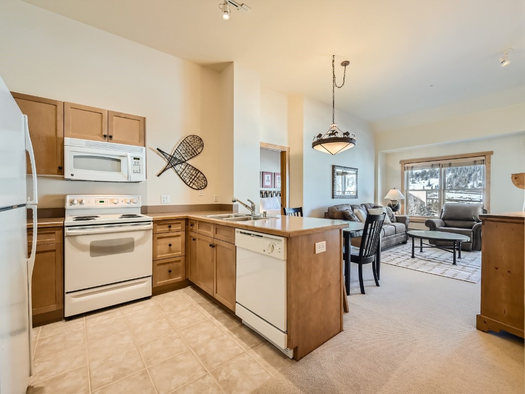 105 Wheeler Circle Unit: 413