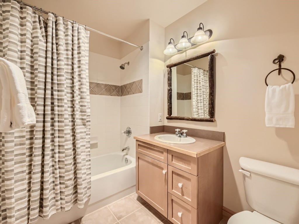 105 Wheeler Circle Unit: 413