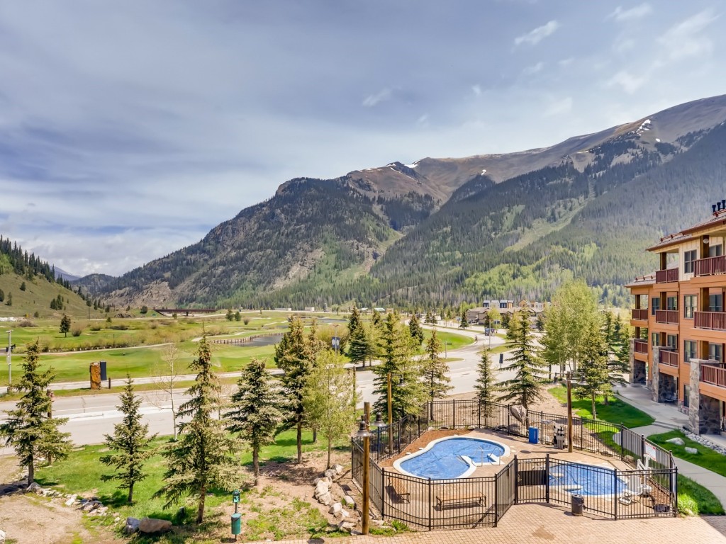 105 Wheeler Circle Unit: 413