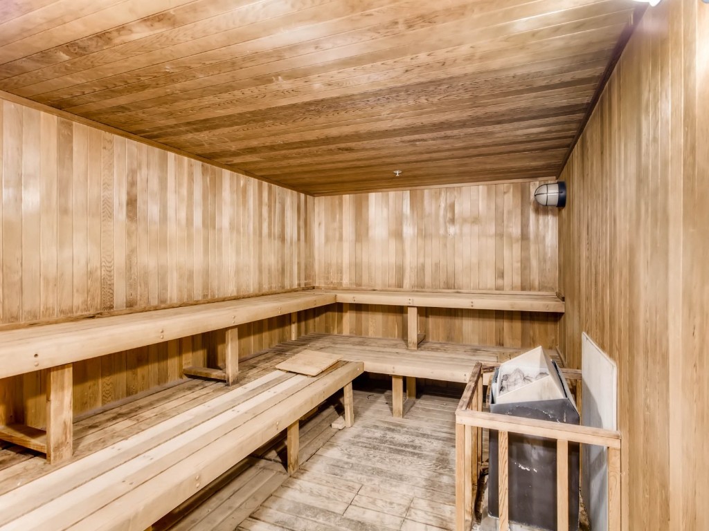 105 Wheeler Circle Unit: 413