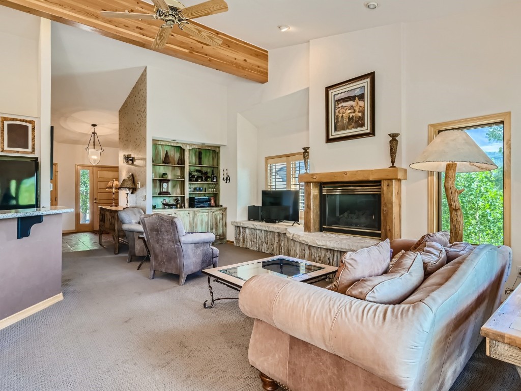 22 Charter Ridge COURT 9