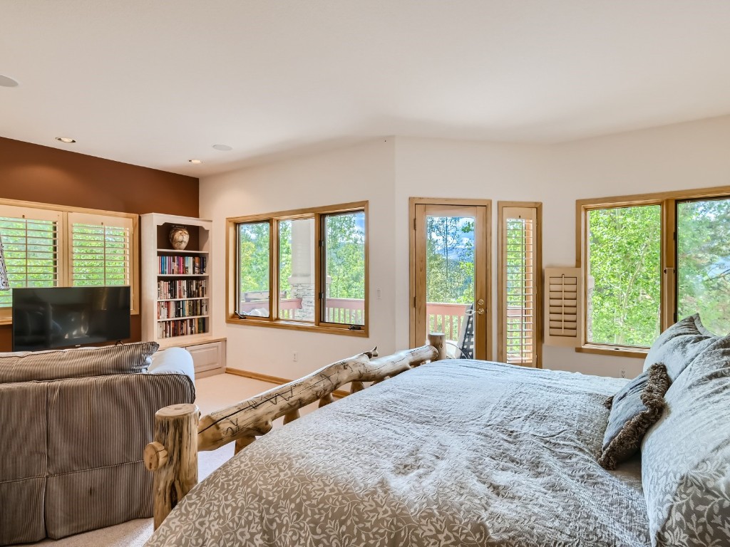 22 Charter Ridge COURT 9