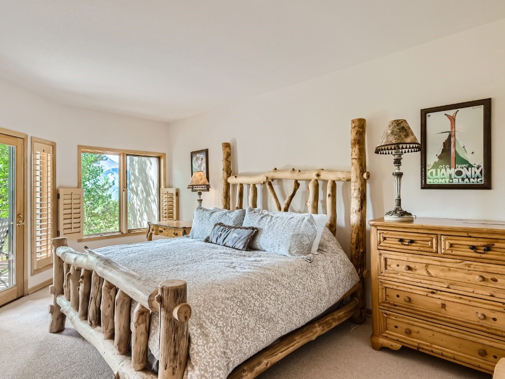 22 Charter Ridge COURT 9